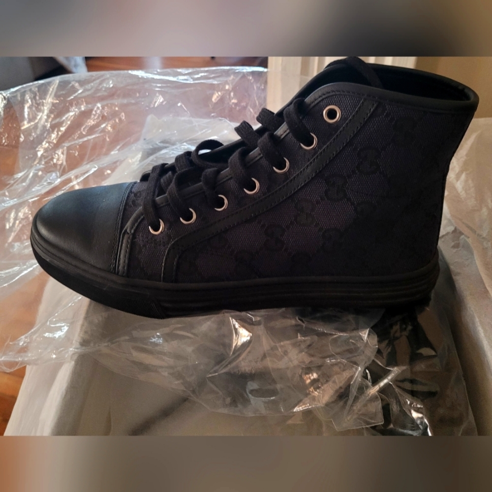 Gucci sneakers